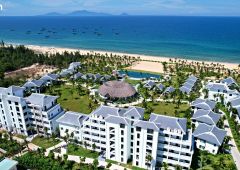 Ngói phẳng kiểu Pháp Secoin tại Khu dịch vụ du lịch, nghỉ dưỡng làng biển nhiệt đới Hội An